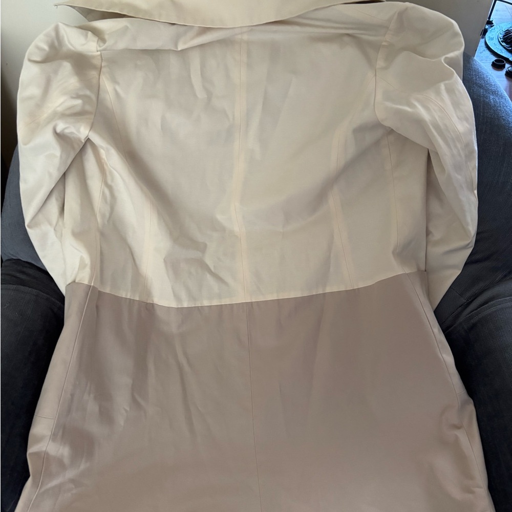 Hilary Radley Cream and Tan Trench Coat - no tags but never worn! Women’s medium - Picture 4 of 4